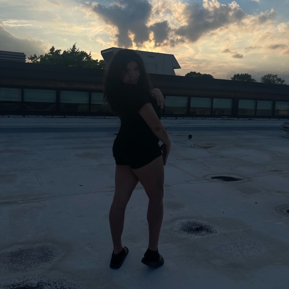 Meet your Posher, Cassidy - Picture 1 of 1